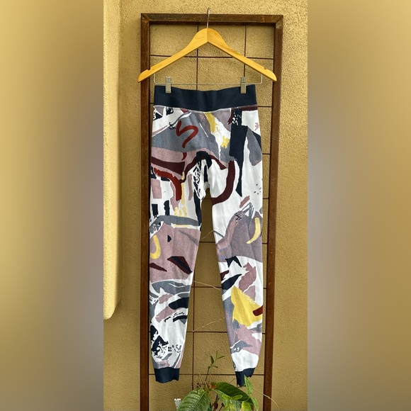 Sweaty Betty Multi-Color Leggings - Picture 3 of 6